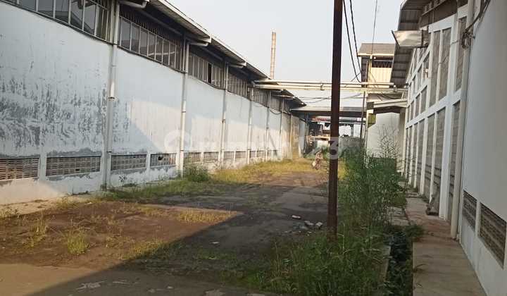 Pabrik Celup dan Gudang Benang Strategis di Majalaya