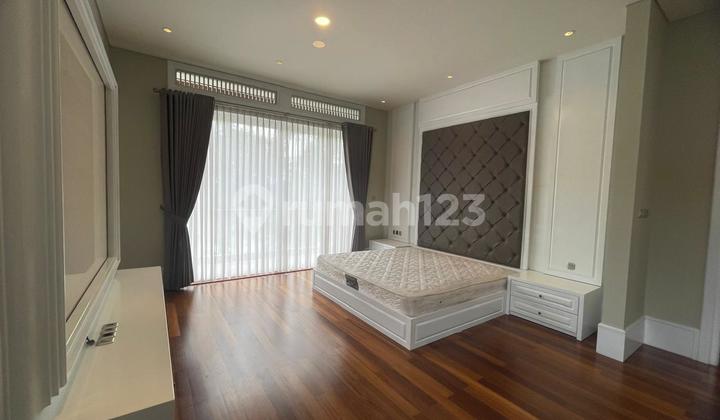 Rumah Mewah Furnished di Larang Tapa Kota Baru Parahyangan 2