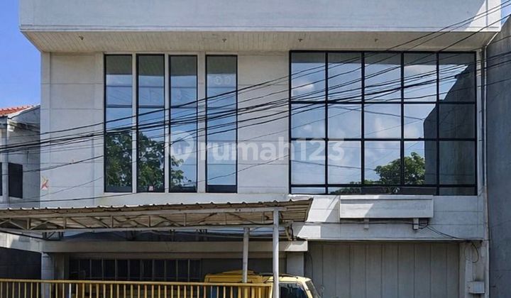Gedung Kantor dan Gudang Strategis di Kopo Raya Bandung