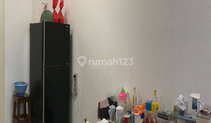 Dijual Rumah di Taman Palem Furnished Bagus Lokasi Strategis 2