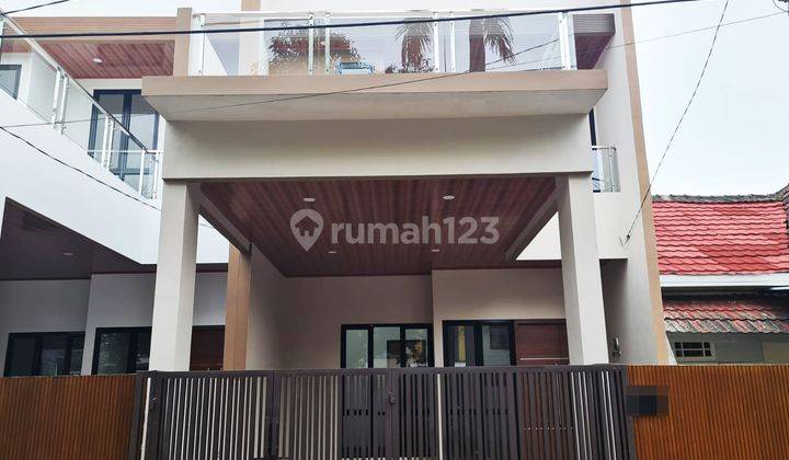 Rumah 2 Tingkat Baru Dibangun Siap Huni, Villa Melati Mas 1