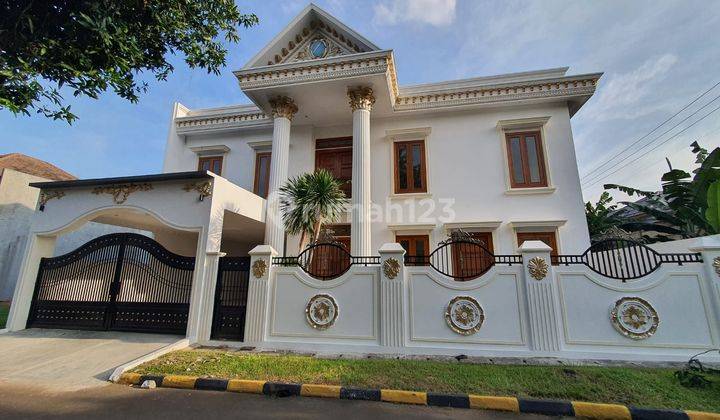 Rumah Besar Hook Lingkungan Elit BSD Puspita Loka, Bebas Banjir dan Asri.  1