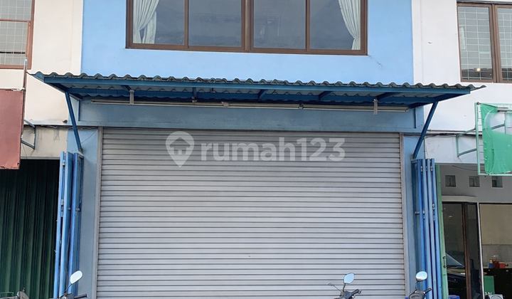 Ruko Lokasi Sangat Strategis di Griya Loka - Bsd City bisa untuk Usaha