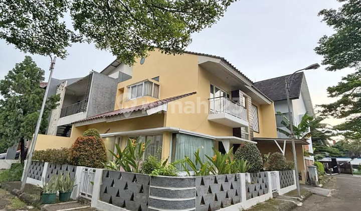 Rumah 2 Lantai Hook di New Grand Cireundeu, Tangsel - Luas & Nyaman