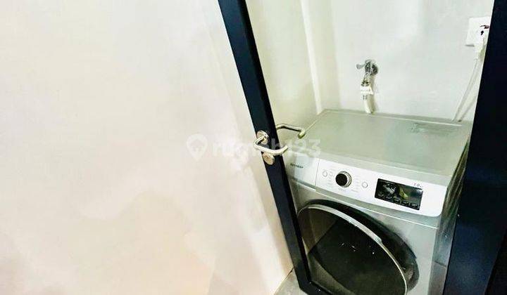 Rumah 2 Lt Sudah Renovasi Furnished di Fleekhauz Bsd, Tangerang 2