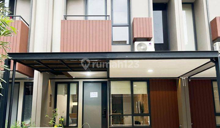 Rumah 2 Lantai Bagus Siap Huni Furnished di Tabebuya, Tangerang 1