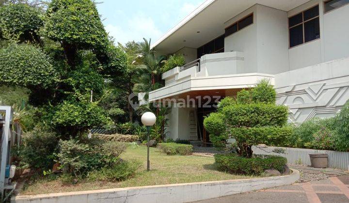 Jual Cepat Rumah Mewah Hoek di Kebon Jeruk Jakarta Barat 1