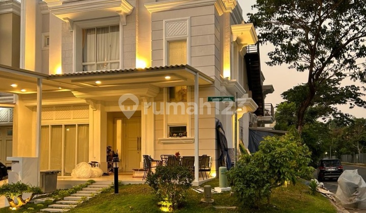 Turun Harga Rumah Hoek 2 Lt di Flamingo Sumarecon, Tangerang