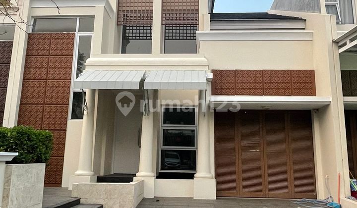 Rarely Available for Quick Rent: 2-Story House in Greenwich Park, Tangerang