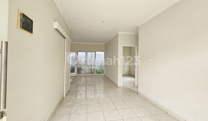 Quick Sale: 2-Story Hook House in Serenade Lake Gading Serpong 2