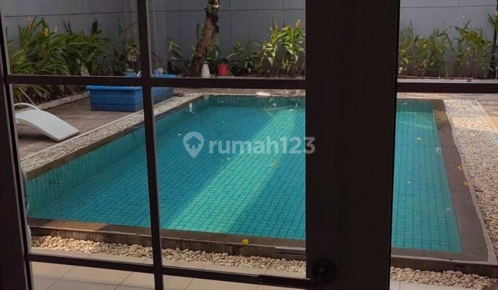 Disewakan Rumah Mewah 2Lt Full Furnished di Kawasan Premium Bsd 2