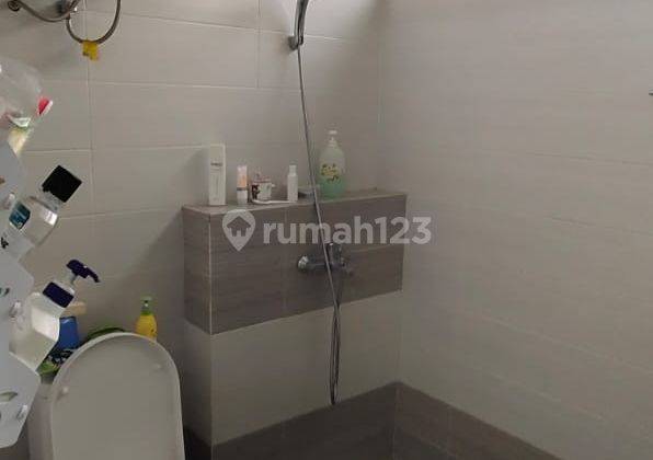 Sewa Cepat Rumah 2lt Bagus Rapi Siap Huni Furnished di Eminent 2