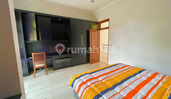 Disewakan Rumah Mewah Taman Telaga Golf BSD City 2