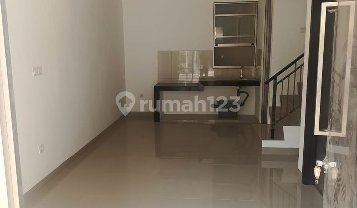 Disewa Rumah Pik 2 Cluster Miami 6X12.5 Nego 2