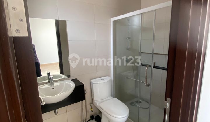 Sewa Rumah Pik 2 8X20 Kosongan Bagus Siap Pakai 2