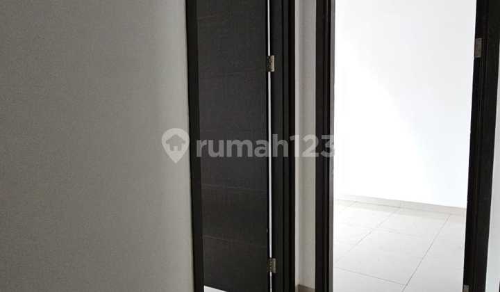 Rent PIK 2 Semi-Furnished House 8x10 Tidy Ready to Occupy