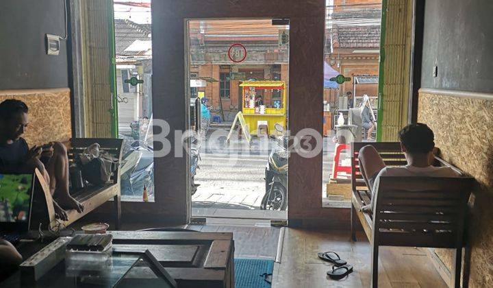 2-STOREY SHOPHOUSE IN A DENSE, BUSY ENVIRONMENT 2