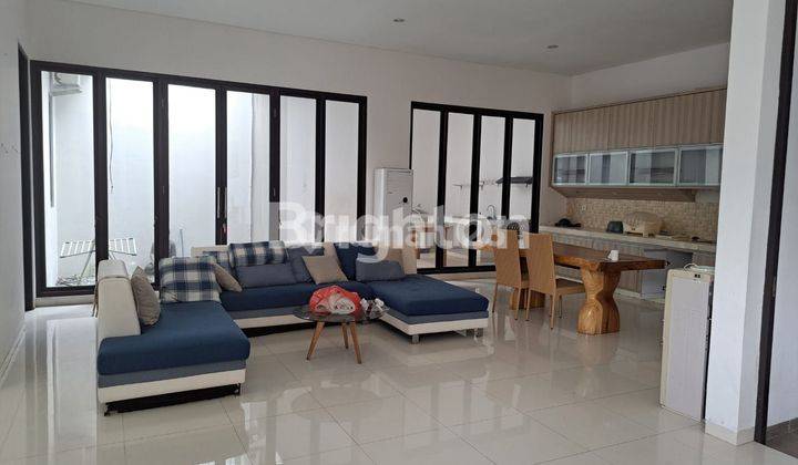 Rumah Mewah Dan Luas 2 Lantai Full Furnish Di Jimbaran 2