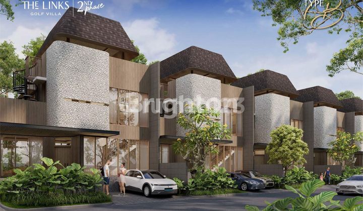 LUXURY LIVING GOLF VILLA — DIRECT GOLF COURSE BACKYARD