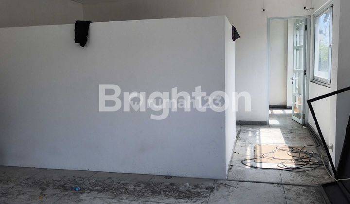 Ruko 2 Lantai Premium Siap Bisnis di Pinggir Jalan Pantai Berawa 2