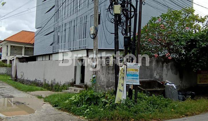 GEDUNG 4 LANTAI BANGUNAN KOKOH PINGGIR JALAN 1