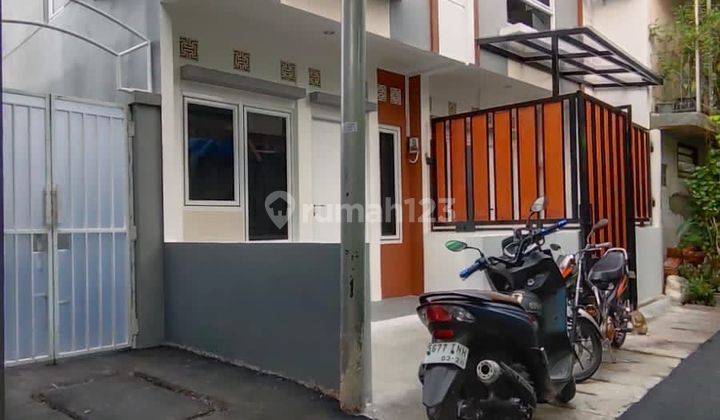 Rumah Modern Kemayoran 2 Lantai dekat PRJ Kemayoran Bagus SHM 2