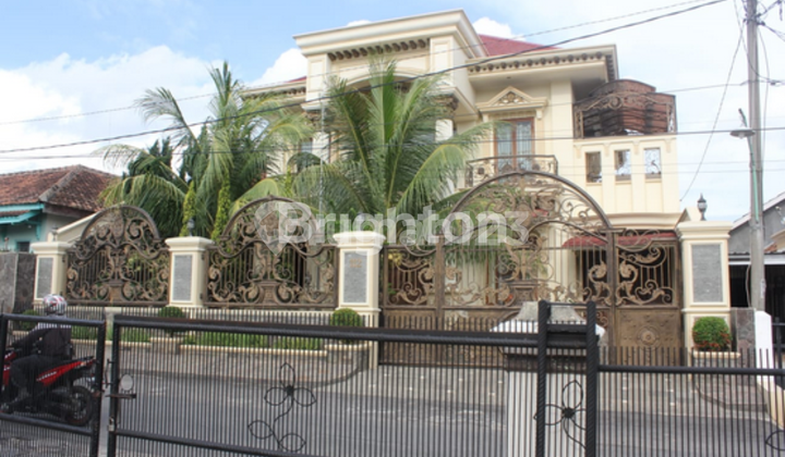 DIJUAL RUMAH MEWAH HARGA MURAH DI JL. PAHLAWAN, LAMPUNG 1