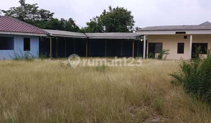 For rent: Land and Warehouse on Jl Raya Narogong Rawalumbu, Bekasi