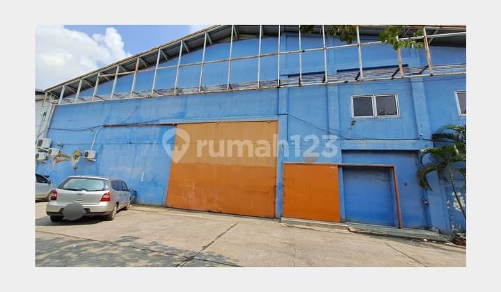 Warehouse for rent ready to use in Yos Sudarso Warehouse Complex