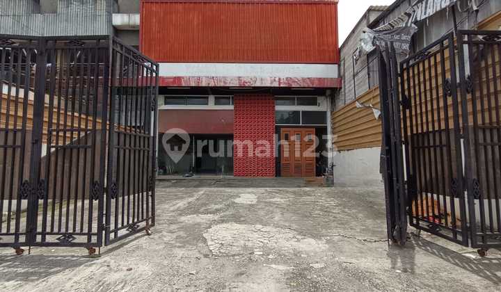 Disewakan Ruko + Rooftop + Basement Strategis Di Jatimulya