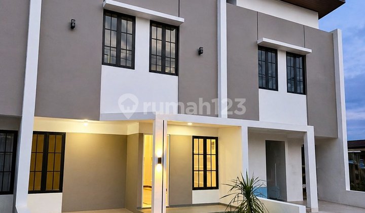New Ready-to-Occupy House for Sale in Premier Village Cimuning, Bekasi City.