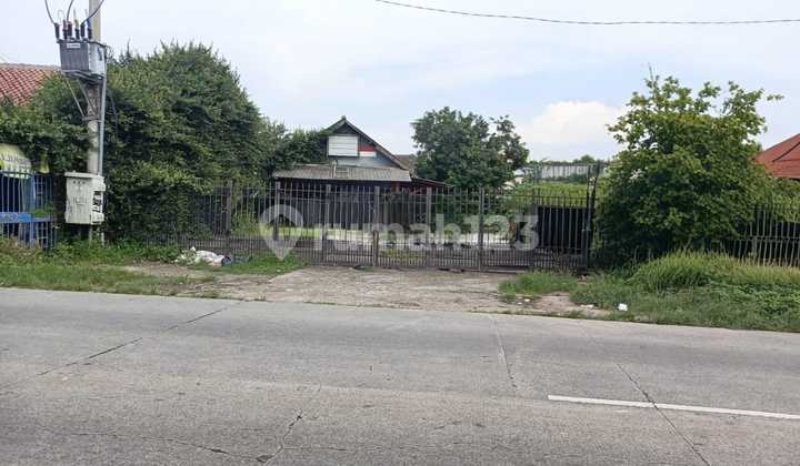 Disewakan Lahan Strategis, Bangunan Ex Resto & Bar di Pekayon