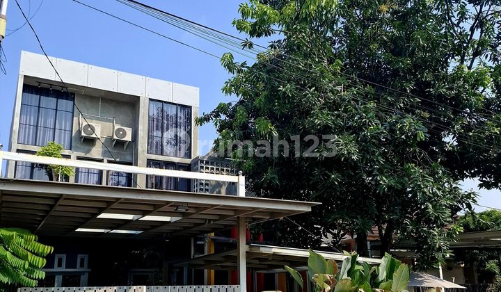 Dijual Rumah Luas & Nyaman Komplek Depnakertrans Bekasi Barat