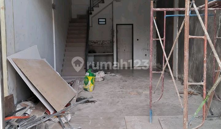 For Rent: Adjacent Shop Houses at Plaza Pondok Gede, Jl. Raya Pondok Gede, Jatiwaringin, Pondokgede, Bekasi City, West Java, Indonesia, 17411, Jatiwaringin 80.0 m² Unfurnished with Freehold Title (SHM) 2