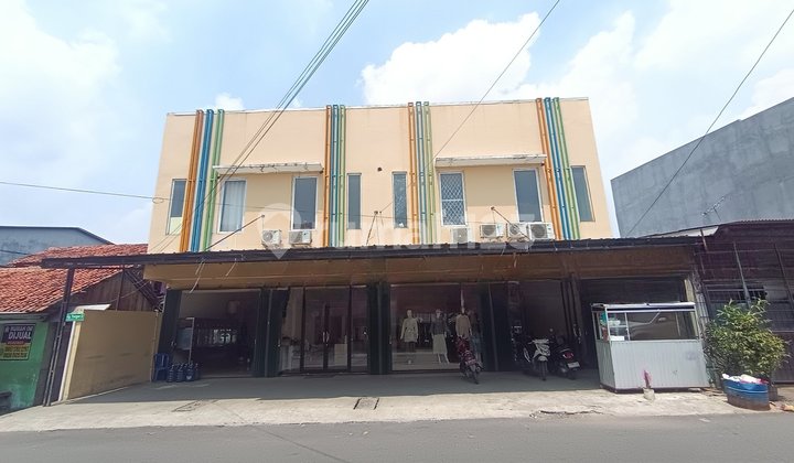 Rent a Row of 3 Shop Houses in Kimaung Sakoro, East Bekasi City 1