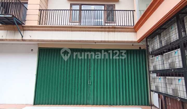 For Rent: 2-Story Hook Shop in Babelan Square