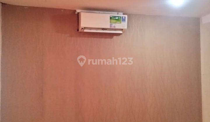 Disewakan Ruko 3 lantai Siap pakai di jalan utama di galaxi 2