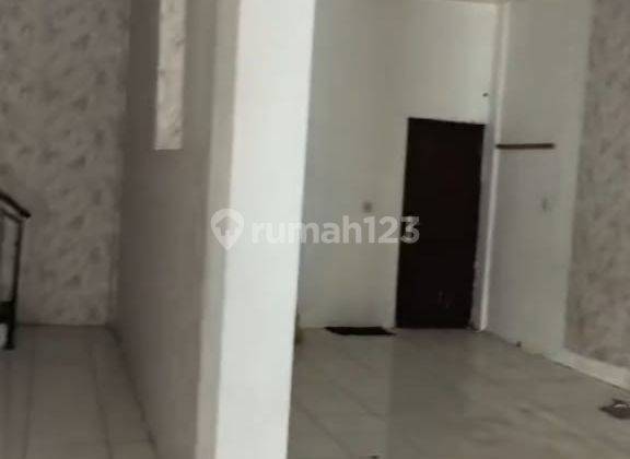 Disewakan 2 lantai ruko di rawa lumbu Bekasi 2