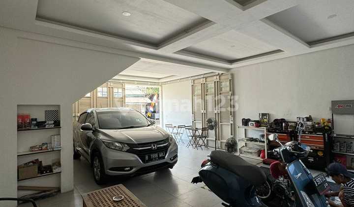 Dijual Rumah Modern Minimalis, Cocok untuk Usaha di Pondok Kelapa Jakarta Timur 2