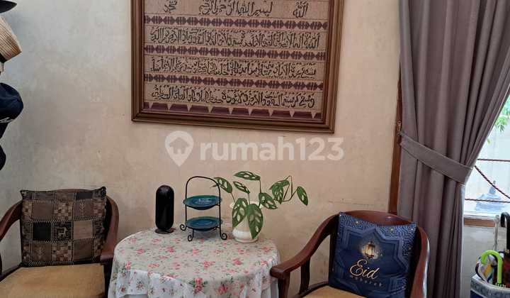 Dijual rumah nyaman di lingkungan nyaman tidak banjir di galaxi bekasi.  2