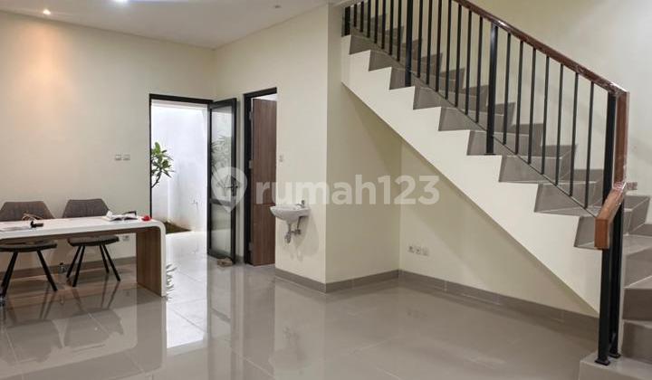 For Sale Ready-to-Occupy House in Pekayon Raya, One Step Away from Grand Galaxy 2