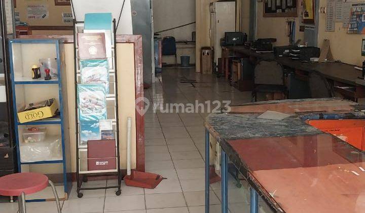 Di Sewakan Ruko 3 lantai Di pinggir Jalan Raya Taman Galaxy Bekasi Selatan 2