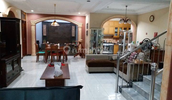 Dijual Rumah Hook Furnish di Kota Legenda Bekasi 2