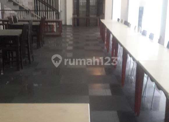 For rent: 2-story shop house, unfurnished, in Kemang Pratama, Bekasi. 2