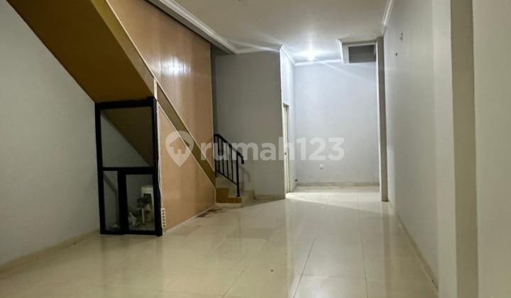 For Sale: 3-Story Shop House in Fresh Market Grand Galaxy Bekasi Land Area: 54 sqm Building Area: 115 sqm Bathrooms: 3 Electricity: 4400 VA SHGB (Freehold Title) For Sale: 3-Story Shop House in Fresh Market Grand Galaxy Bekasi Land Area: 54 sqm Building Area: 115 sqm Bathrooms: 3 Electricity: 4400 VA SHGB (Freehold Title)