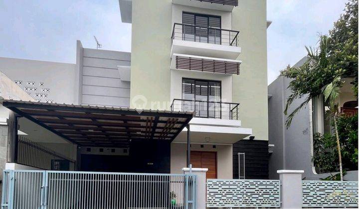 Jual Rumah Siap Huni + Rooftop Semi Furnished Puspitaloka Bsd 1