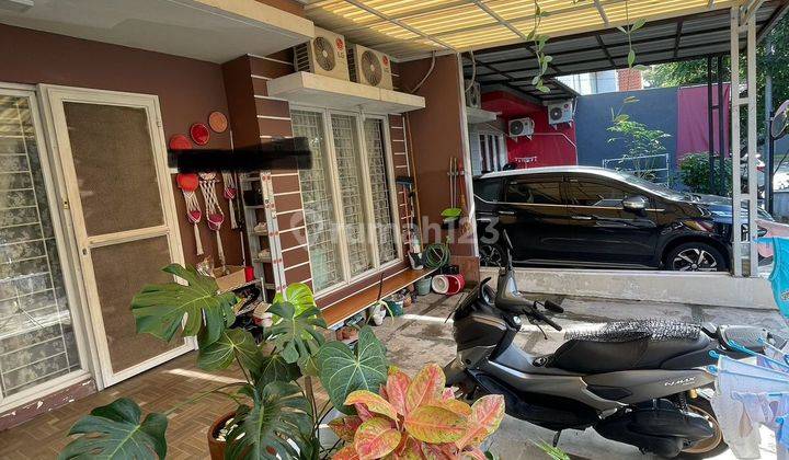 Rumah 2 Lantai di Fortune Breezee Graha Raya, Tangerang Selatan 2