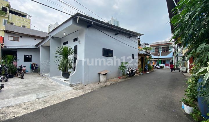 Di jual Kost/kontrakan Bagus Di Pedurenan Kuningan Jaksel, SHM