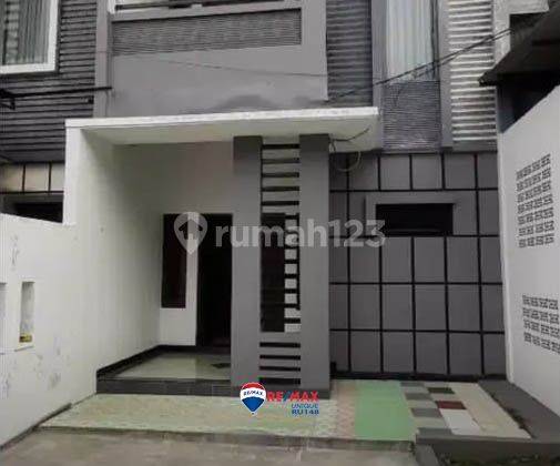 Disewakan Rumah Super Strategis Pinggir Jalan Pangeran Antasari  2