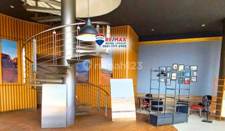Gedung ex Dealer Workshop Untuk Mobil Listrik di Margonda Depok